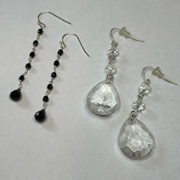 Bundle of two long beaded fashion dangle earrings clear and black beads - Picture 1 of 4
